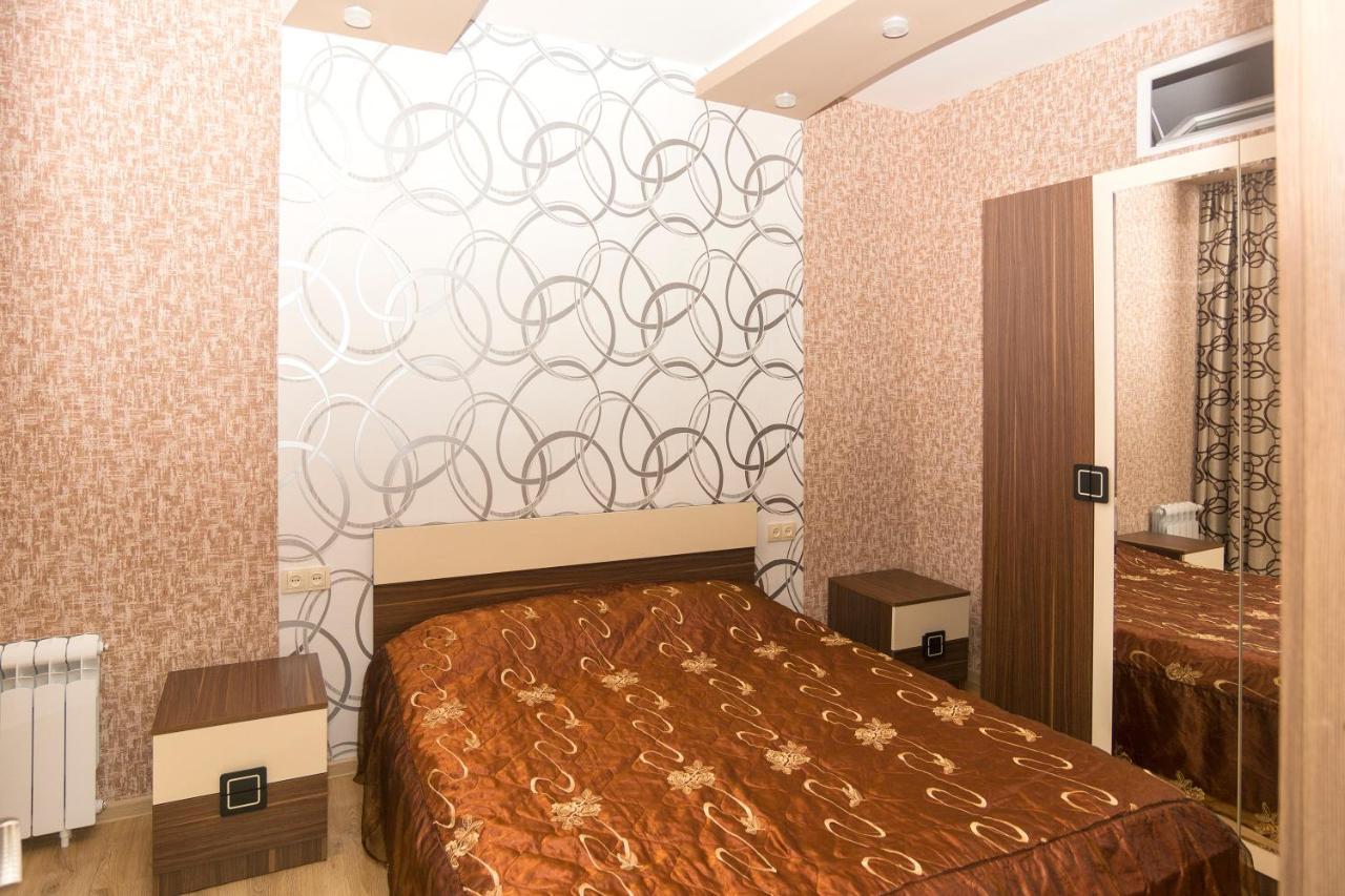 Apartment On Takaishvili Street Batumi Exteriör bild
